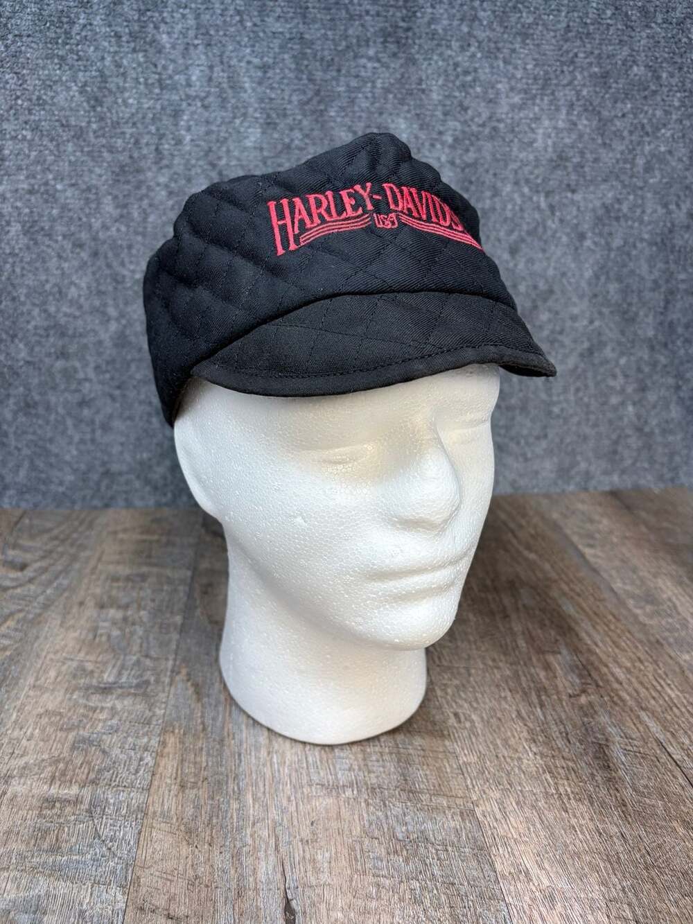 Vintage Harley Welder’s Quilted Short Brim  Cap Black /red  L/XL Made in USA